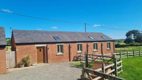 Luxury cottage hot tub log fire &views Longridge